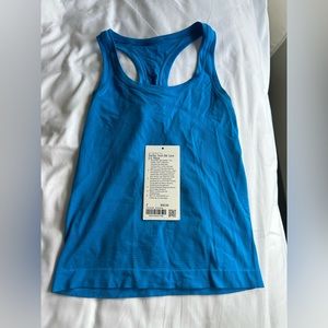 SWIFTLY TECH TANK IN POOLSIDE